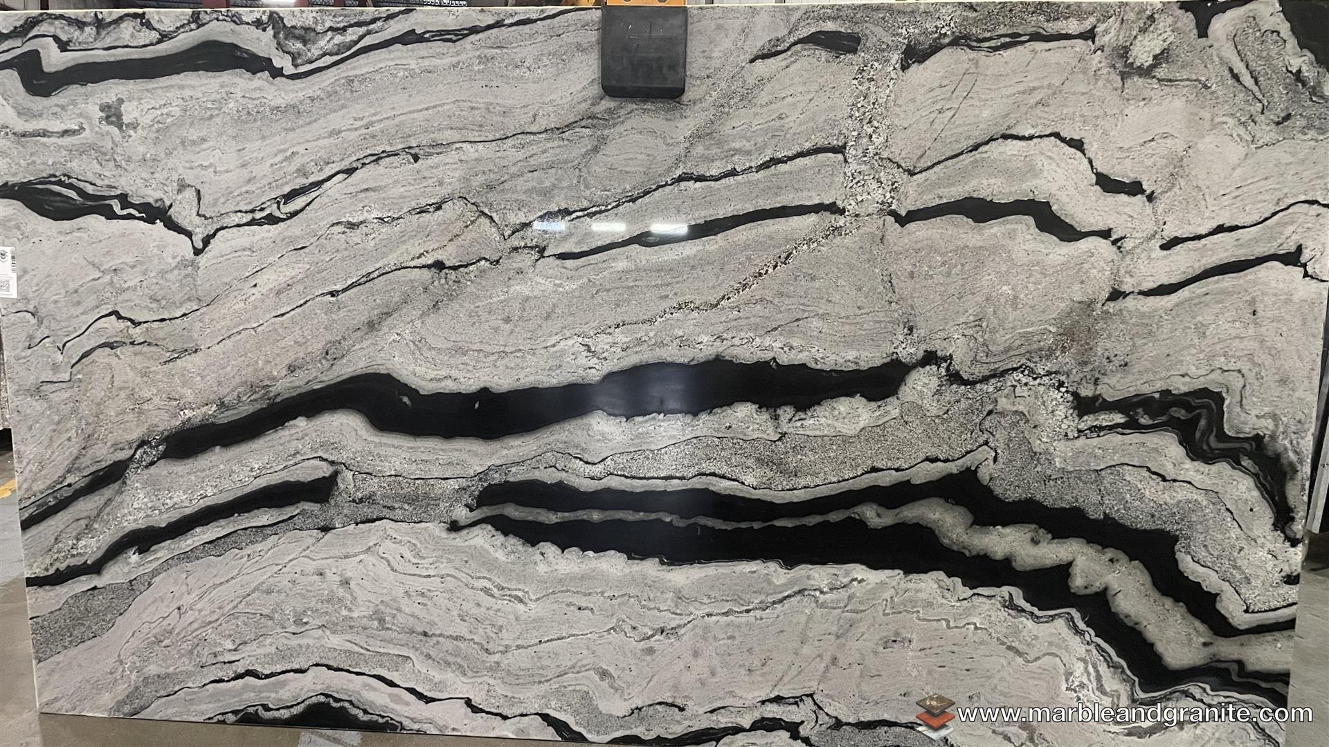 Buy Copacabana Slabs granite countertops by Marble and Granite Inc ...