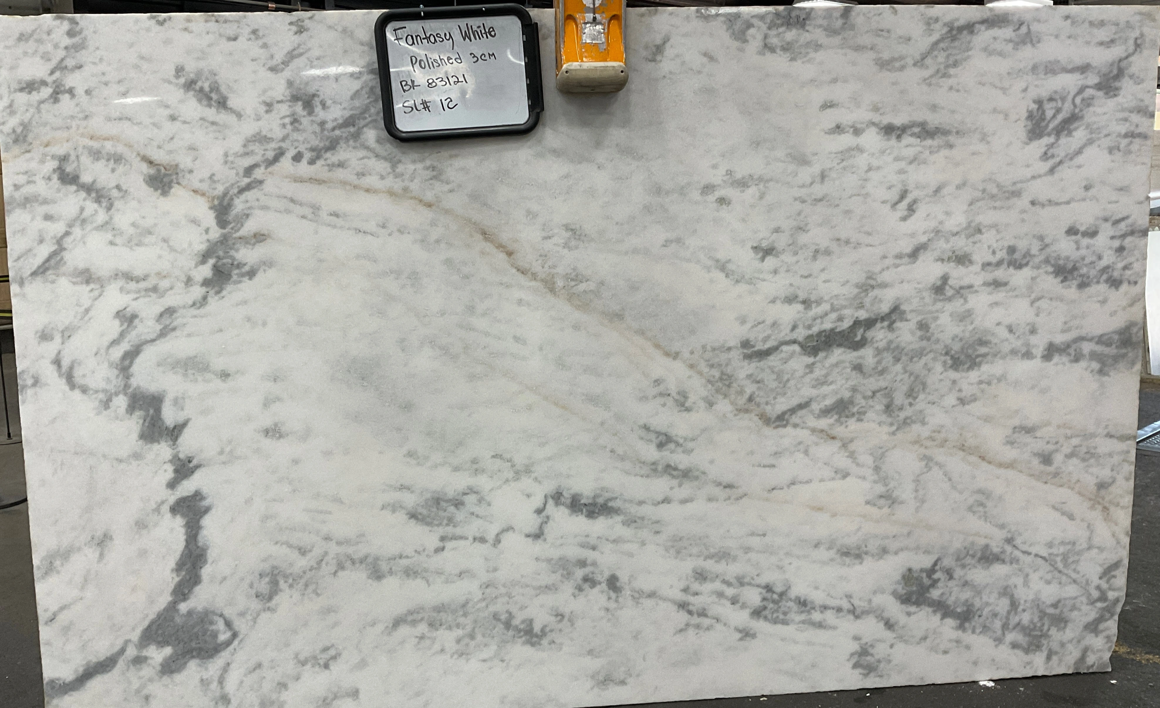 Fantasy White Polished 3CM