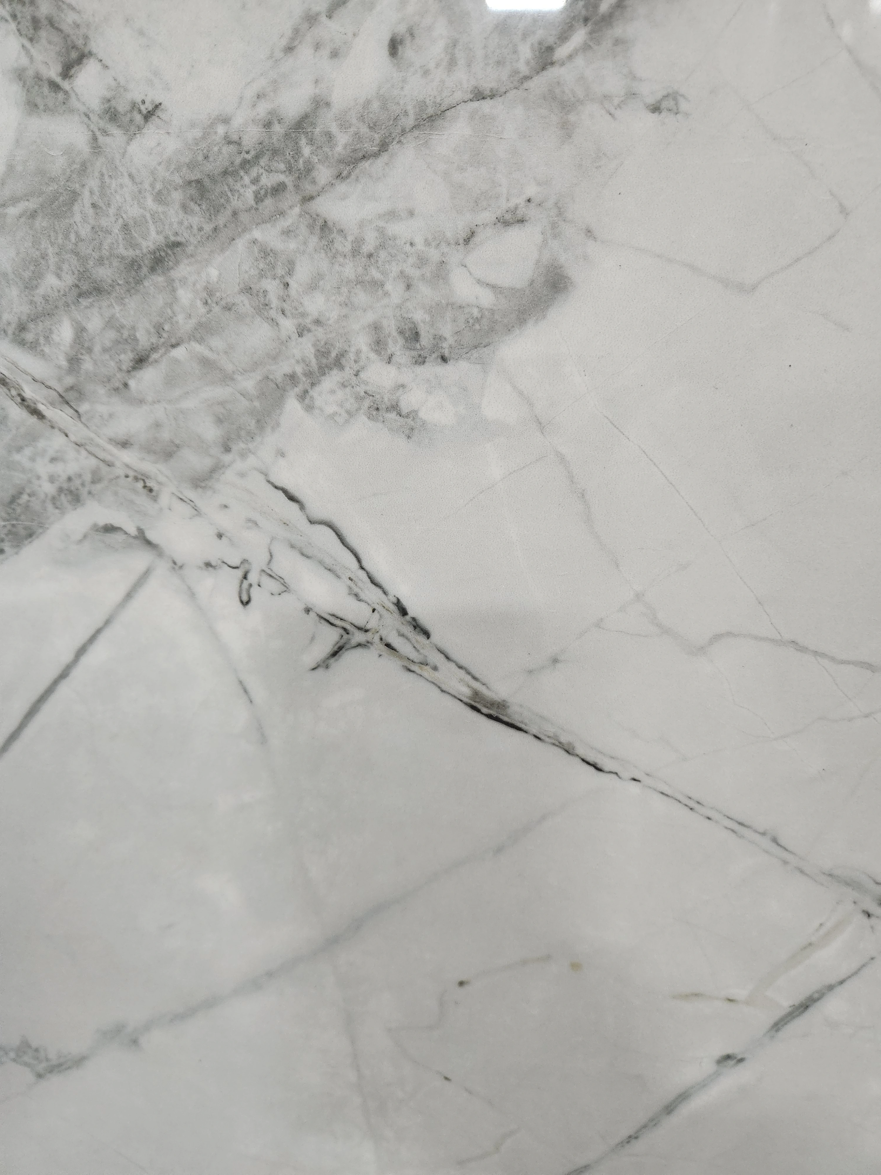 Naturali Invisible White Lucidato