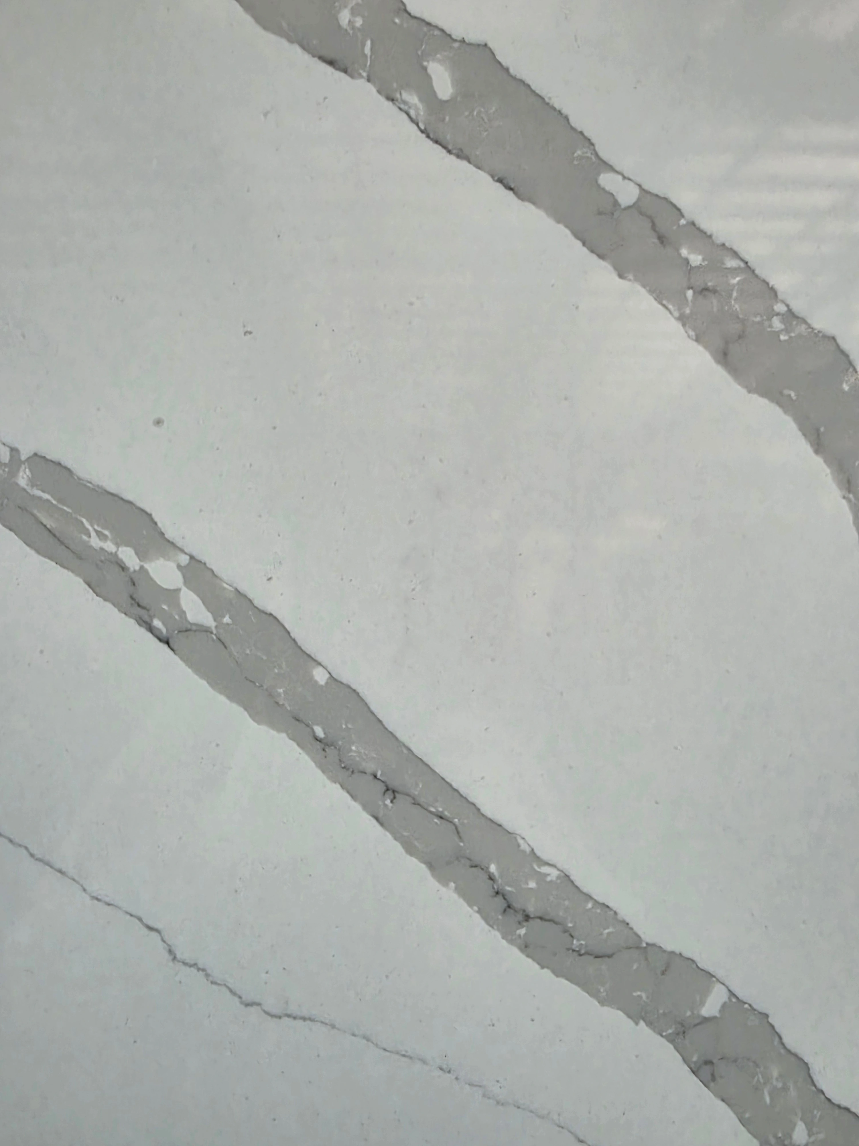 3cm Calacatta Royal Jumbo Quartz Eterno Design