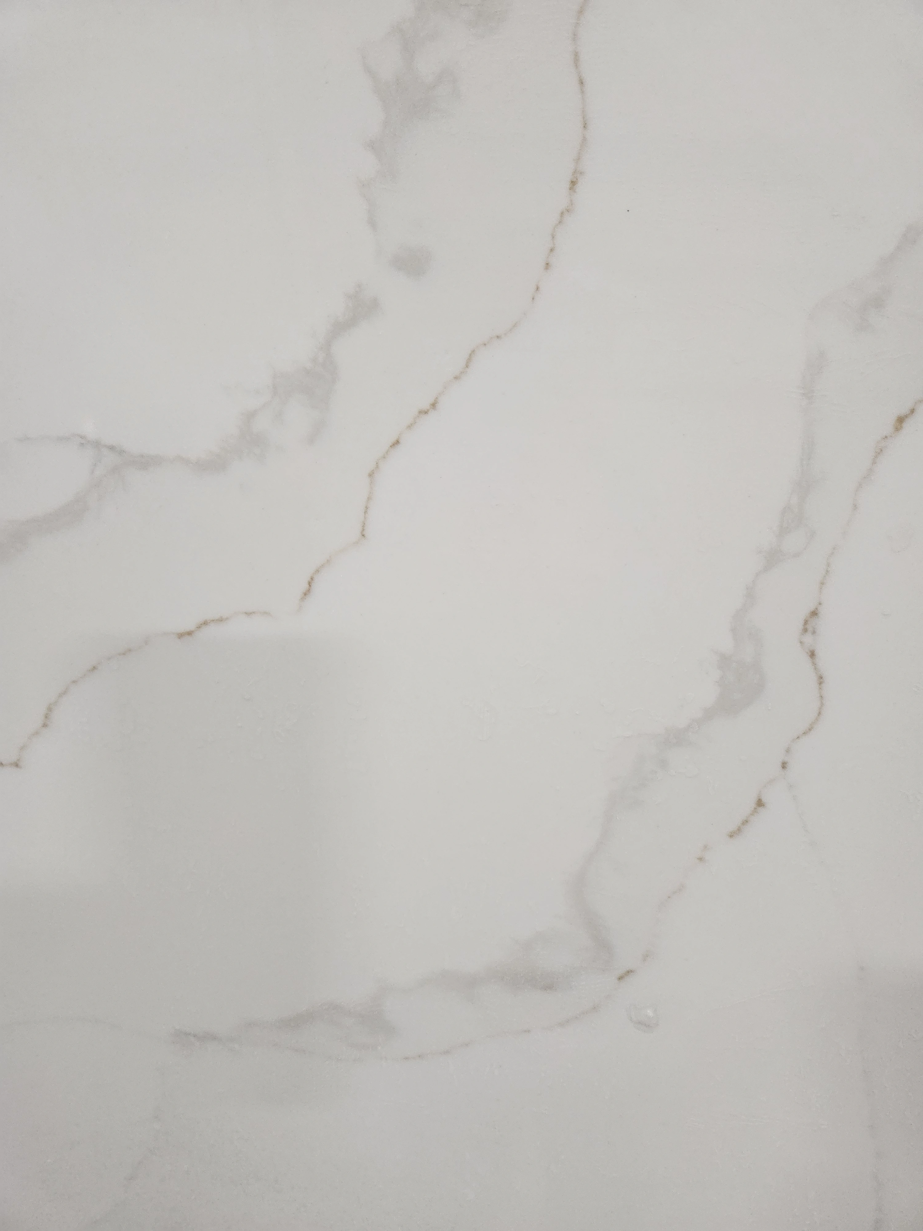 3cm Calacatta Storm Gold Jumbo Quartz Eterno Design