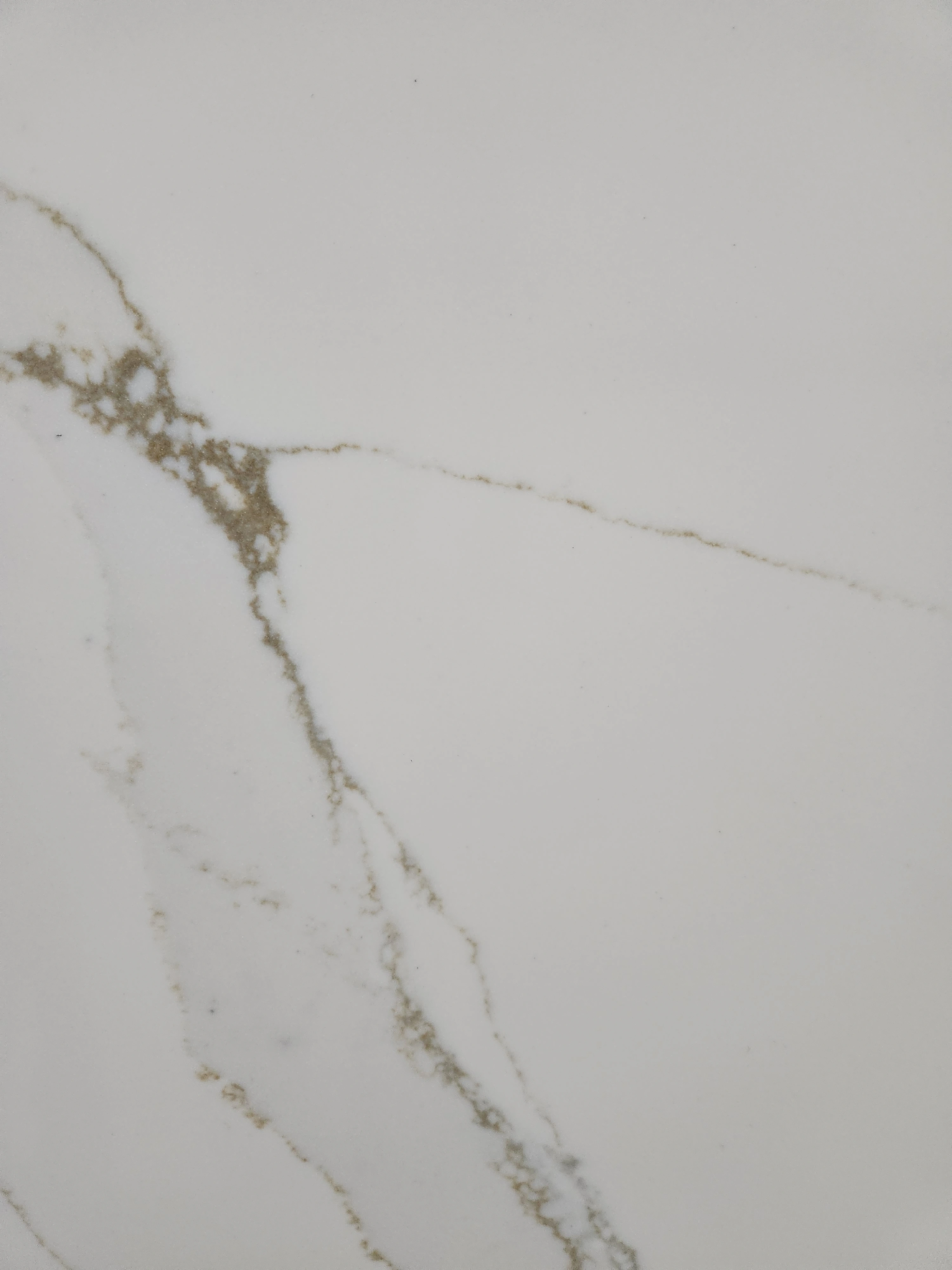 3cm Vagli Oro Quartz Compac