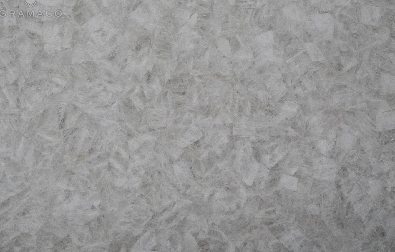 WHITE CRYSTAL 0523