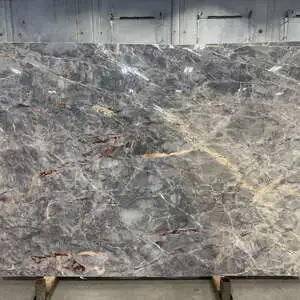 Breccia di Versailles