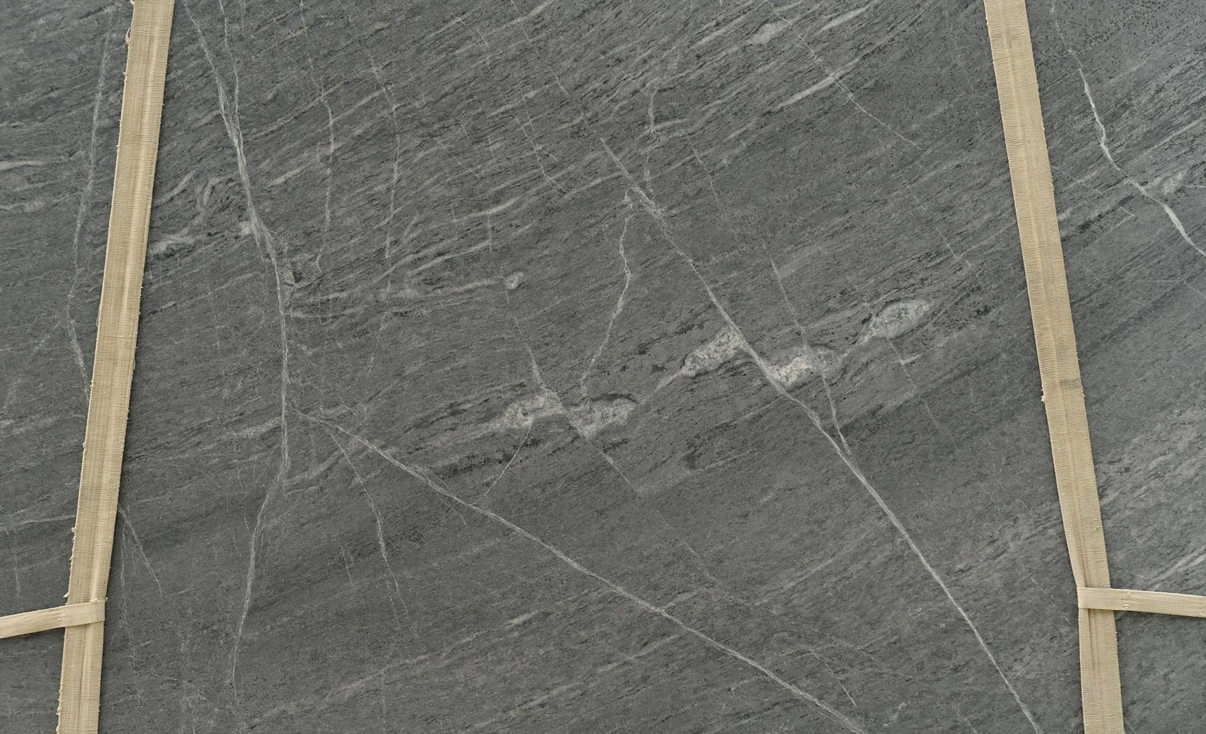 Mineral Black Soapstone