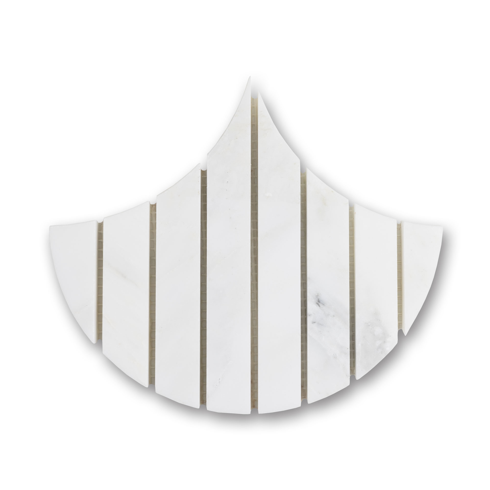 Pisces Linear 3/8” Calacatta Small (H)