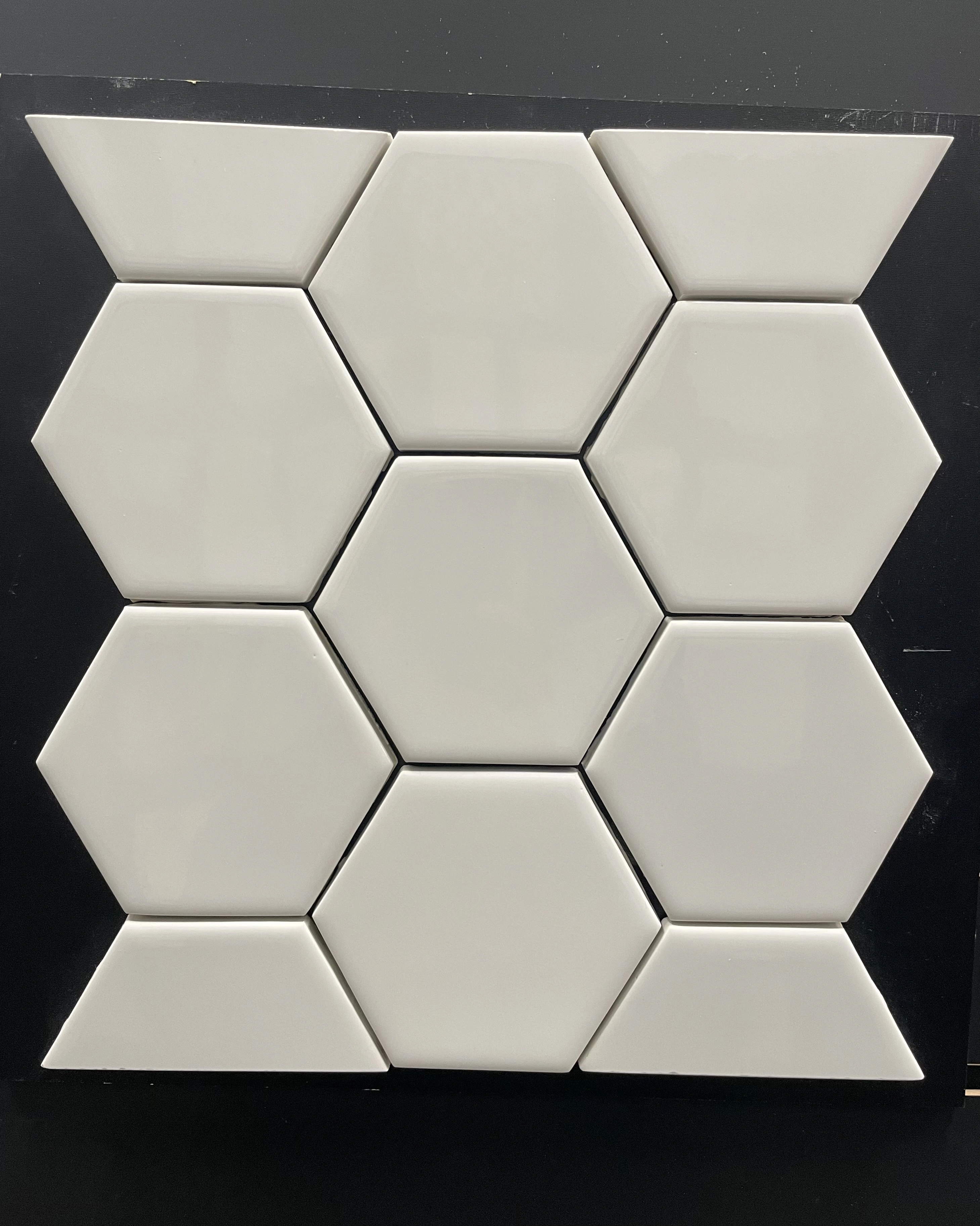 Jungle White Hex 4"