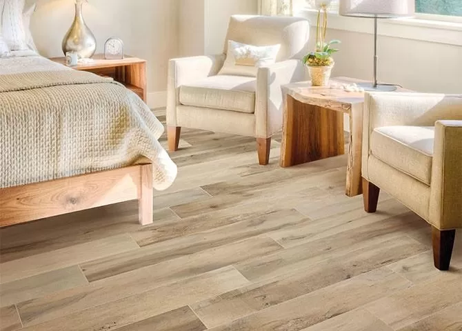 Savoia- Vintage Wood