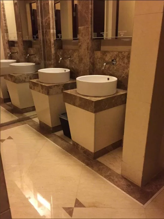 Emperador Light Emperador Light