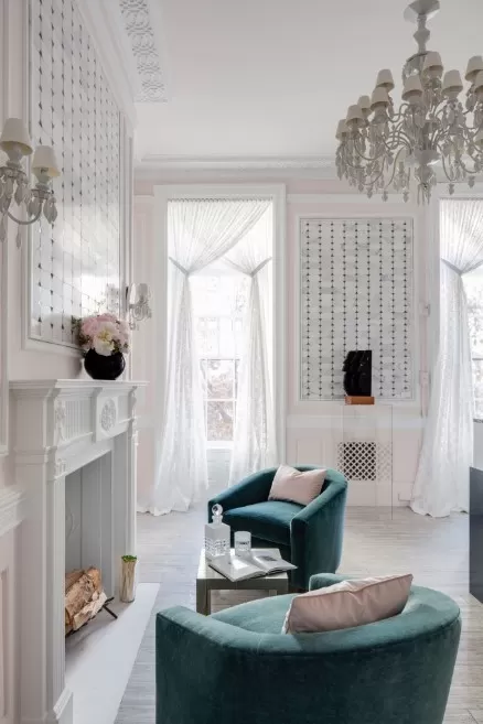 Essence by Young Huh Essence by Young Huh