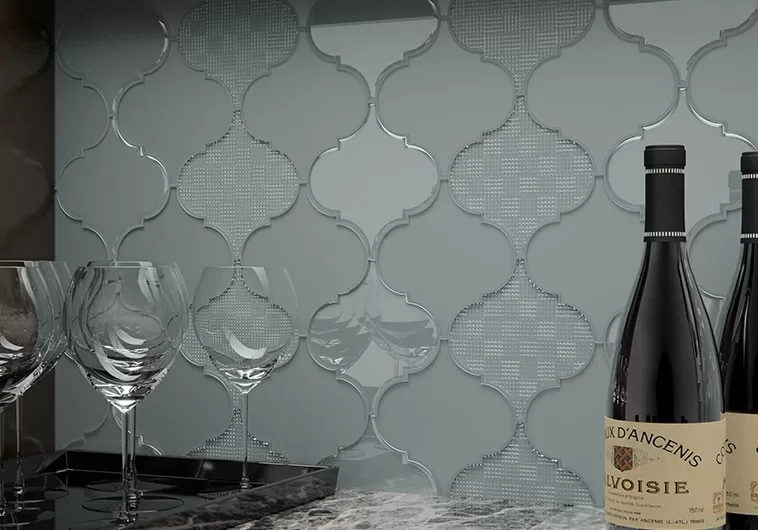 Versailles Arabesque pattern