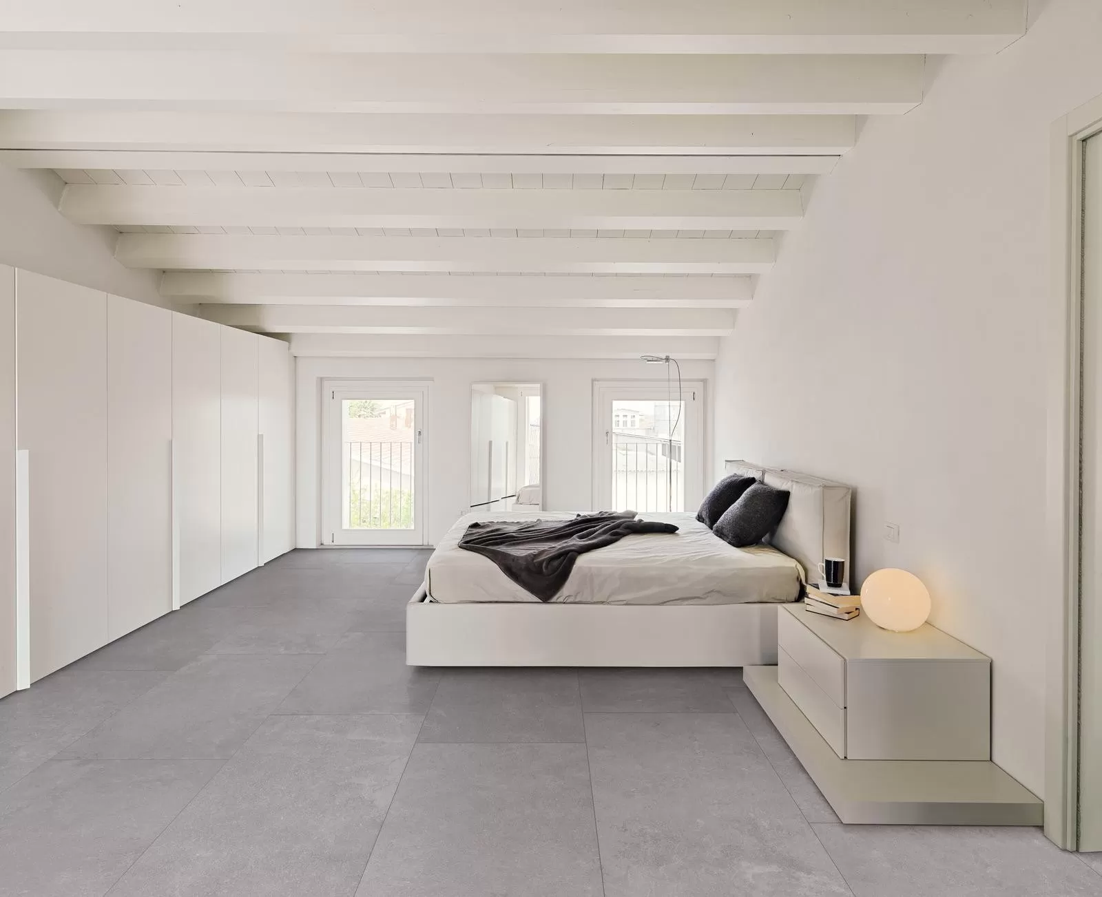 Realstone Lunar Realstone Lunar