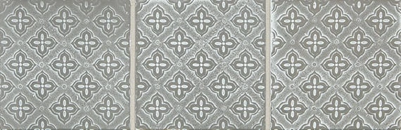 Whitewash Titanium Square Flower