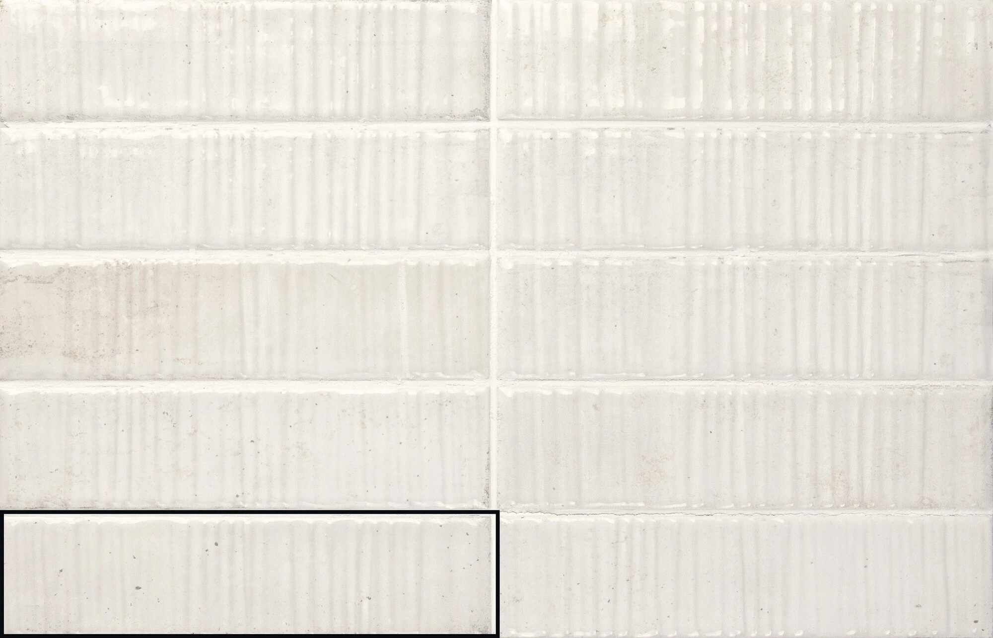 Groove White