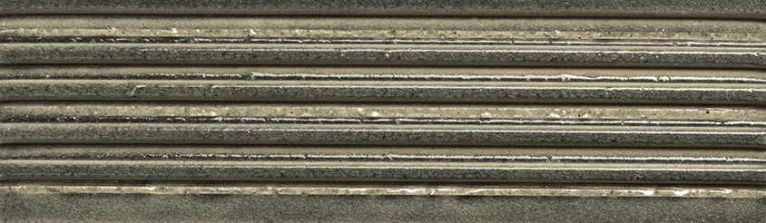 Pizarra Glossy Fluted Glazed Terracotta Tile