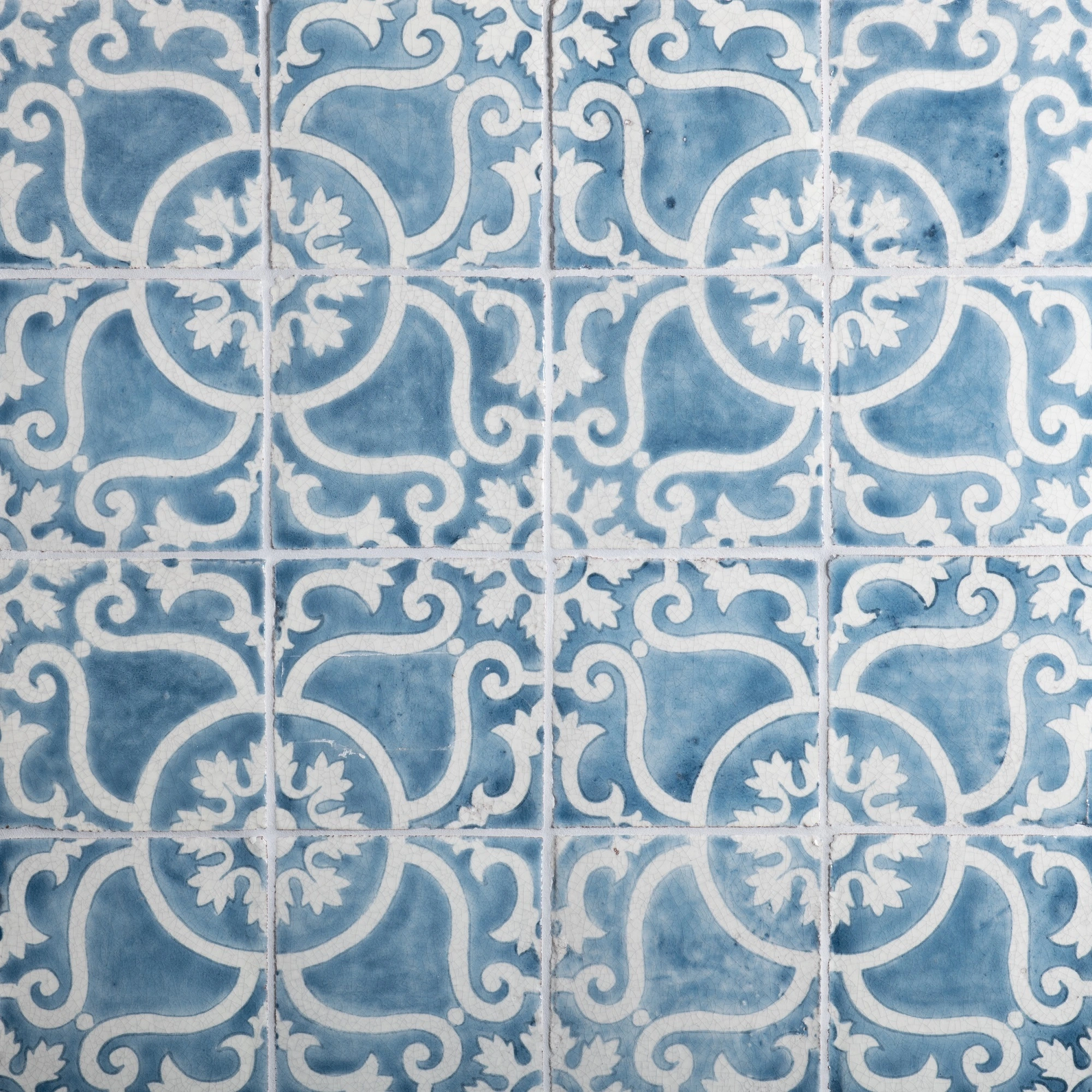 Majolica 6 X 6 Lisbon Atlantica Antique Gloss Crackle Majolica 6 X 6 Lisbon Atlantica Antique Gloss Crackle