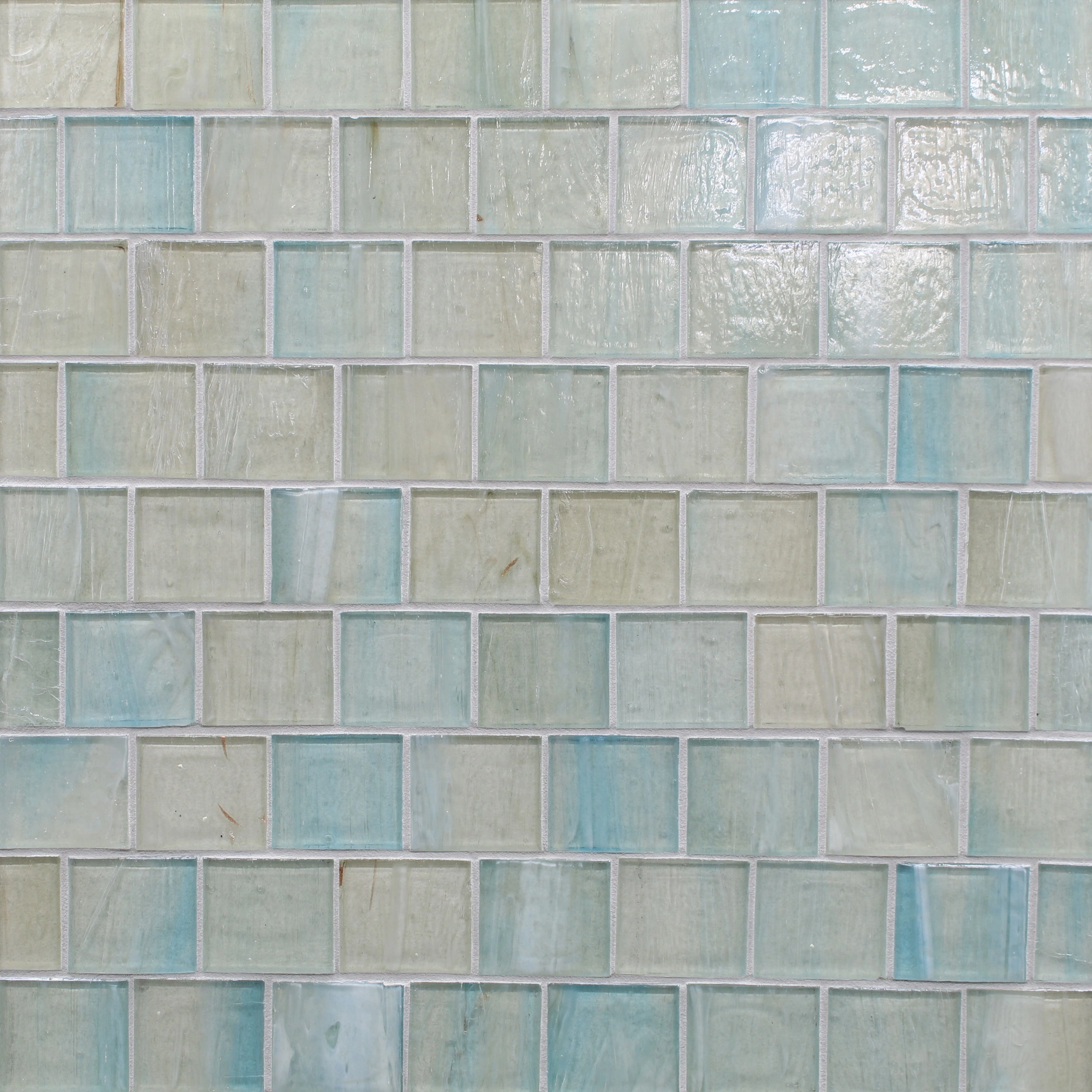 Shoreline 1-3/4 X 2 Mosaic Bahama Pearl