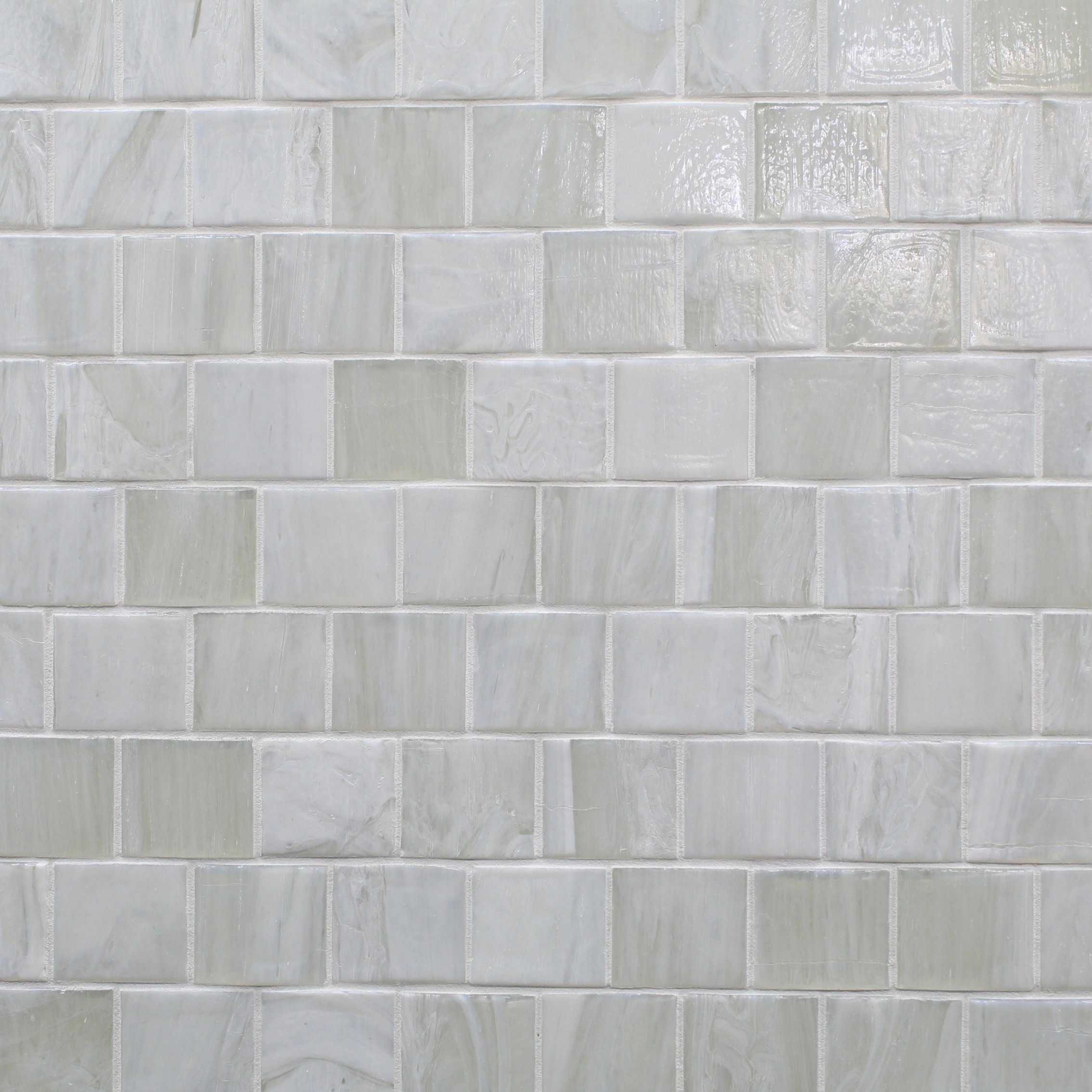 Shoreline 1-3/4 X 2 Mosaic Foam Pearl