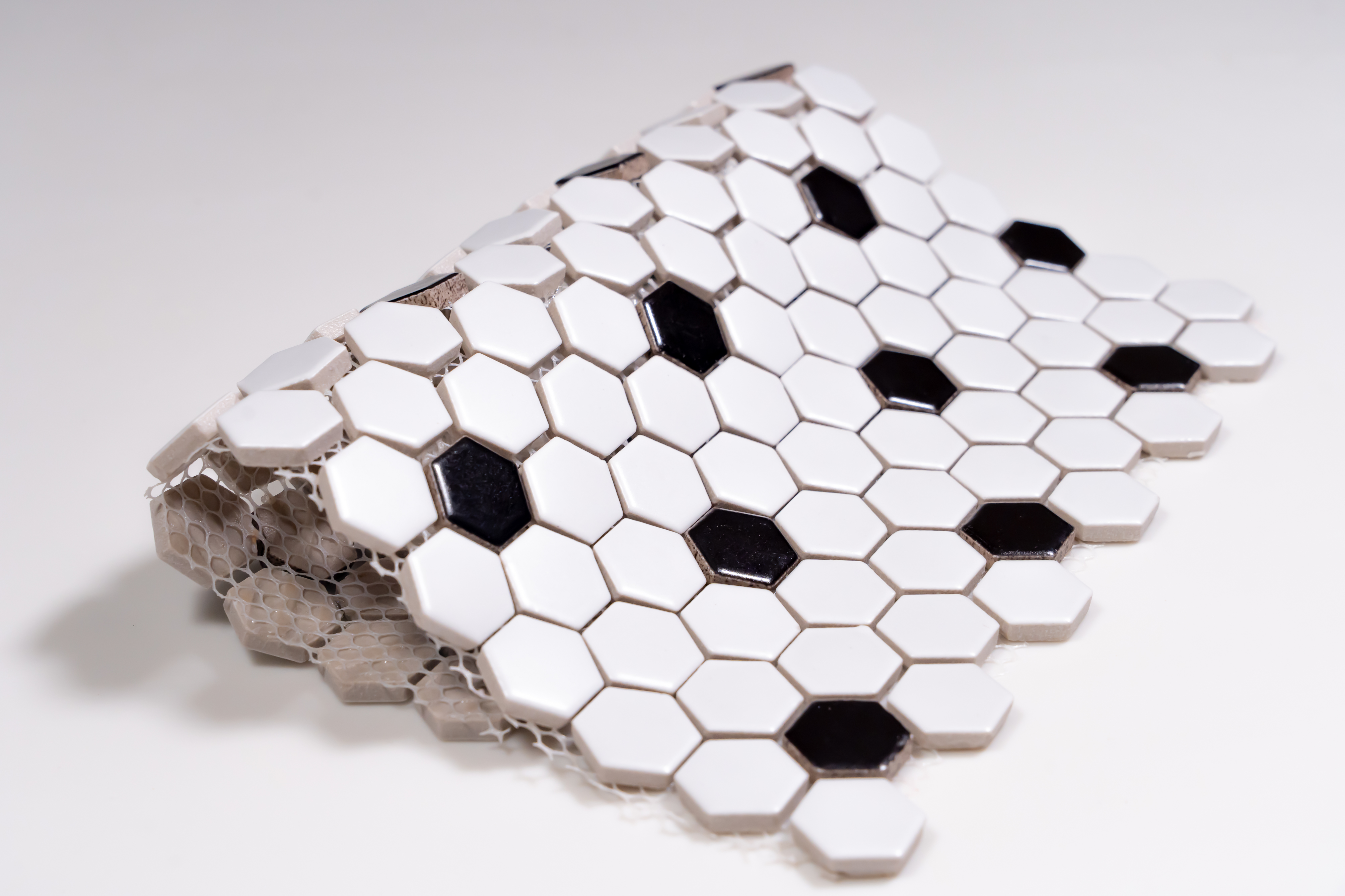 1X1 WHITE & BLACK HEXAGON MATTE PORCELAIN MOSAIC