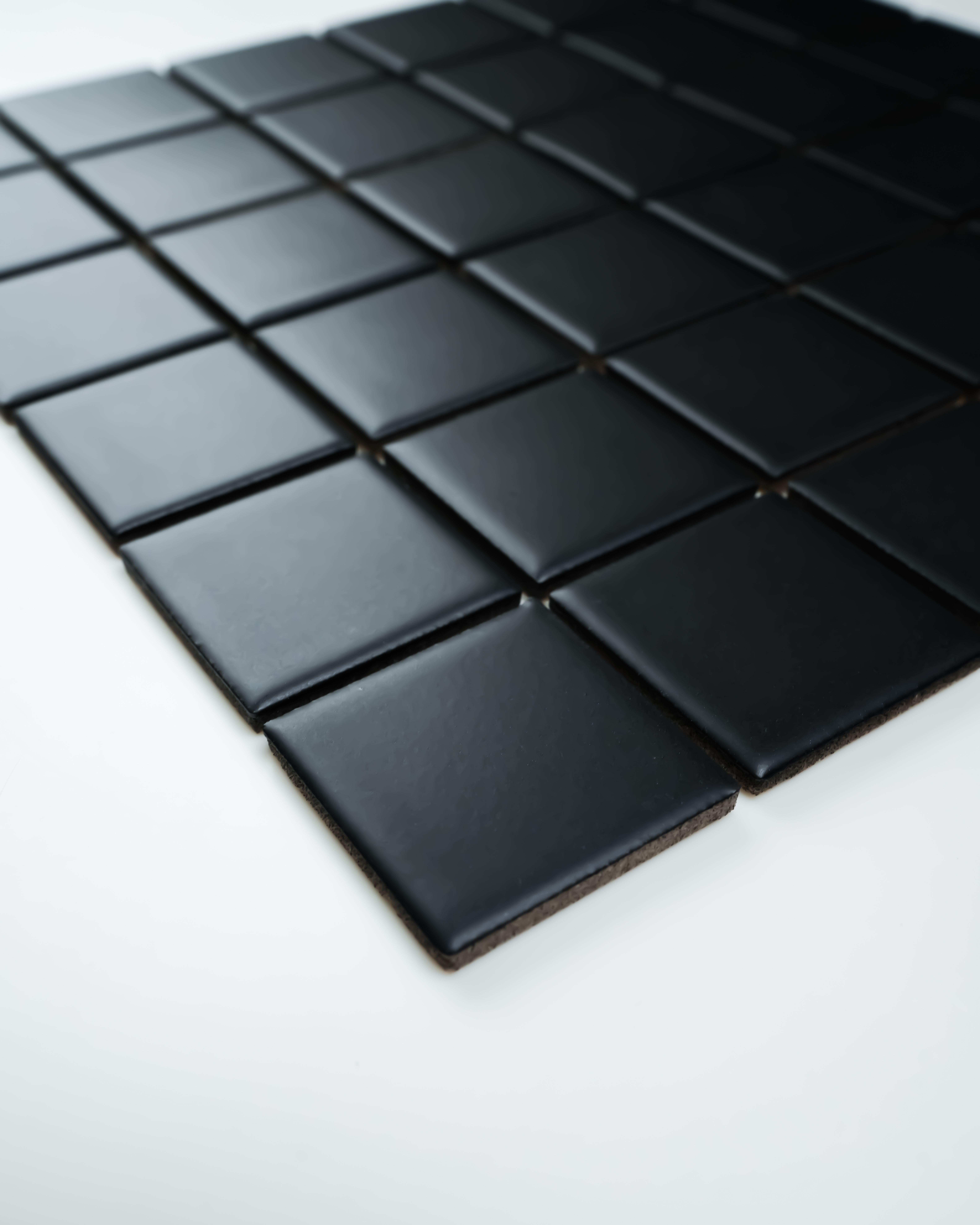 2X2 BLACK SQUARE MATTE PORCELAIN MOSAIC