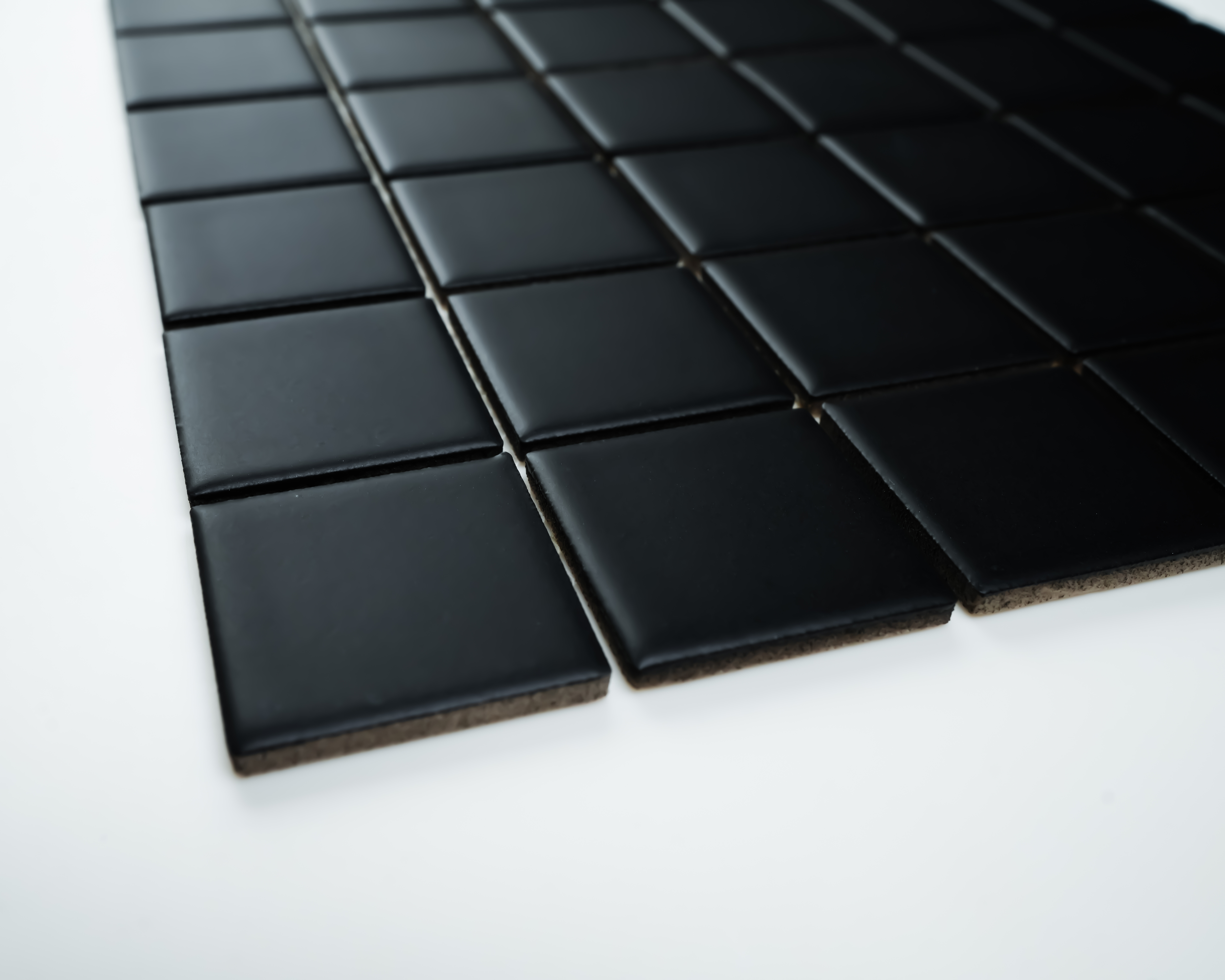 2X2 BLACK SQUARE MATTE PORCELAIN MOSAIC