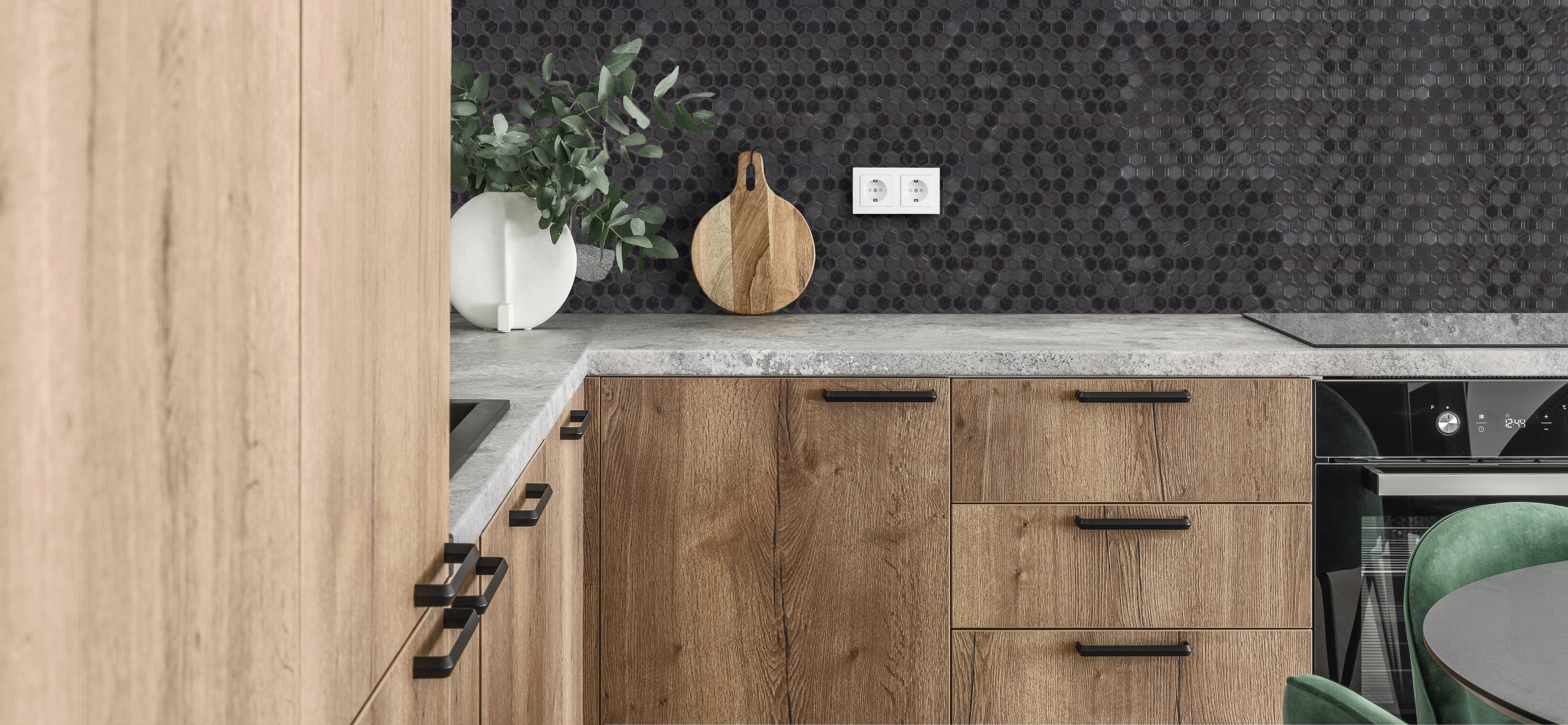 Eco Mosaics Hex Stone Lisa Black Matte/Shiny Mosaic